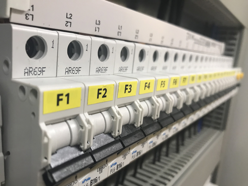 LEVEL razvodni ormani