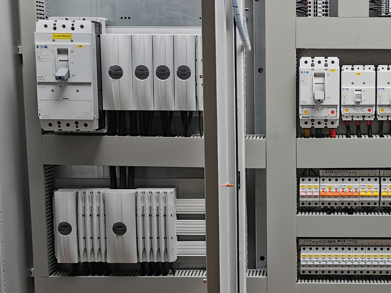 LEVEL razvodni ormani